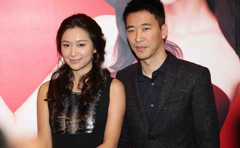 徐静蕾和黄立行生活照