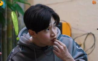 刘宪华高清表情包,捕捉明星的瞬间魅力 第2张 刘宪华高清表情包,捕捉明星的瞬间魅力 第2张